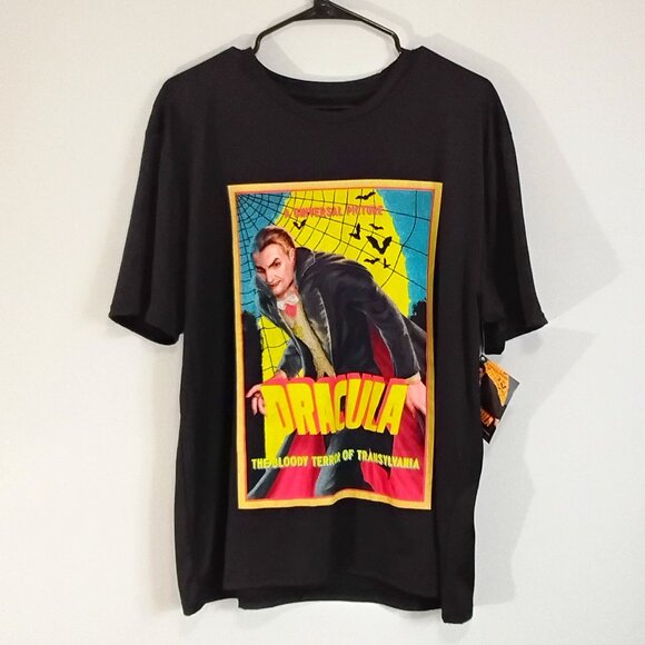 Universal Monsters Dracula 'Bloody Terror of Transylvania' T-Shirt BNWT!! - Picture 1 of 3